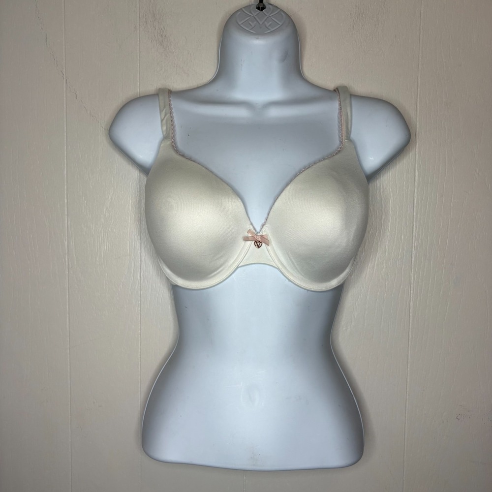 Victoria's Secret Body By Victoria Lined Perfect Coverage Bra 32DD Ivory